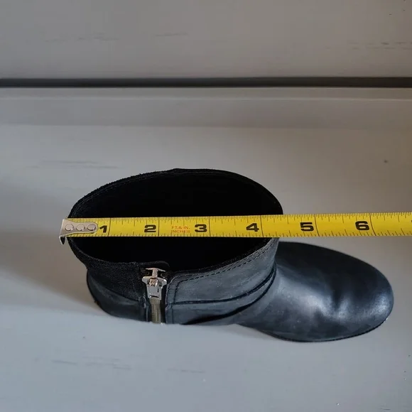 Sorel NL3709-010 Cate Black Leather Buckle Zip Boot US Size 8 - Picture 10 of 10